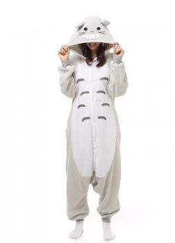 Pyjama Combinaison Totoro Vue De Face Avec Capuche 3